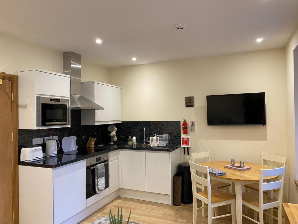 Waverley Inn Holiday Apartments Inverness Buitenkant foto