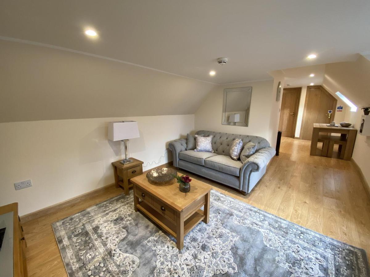 Waverley Inn Holiday Apartments Inverness Buitenkant foto
