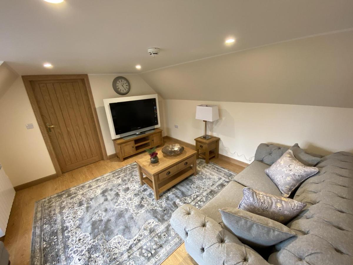 Waverley Inn Holiday Apartments Inverness Buitenkant foto