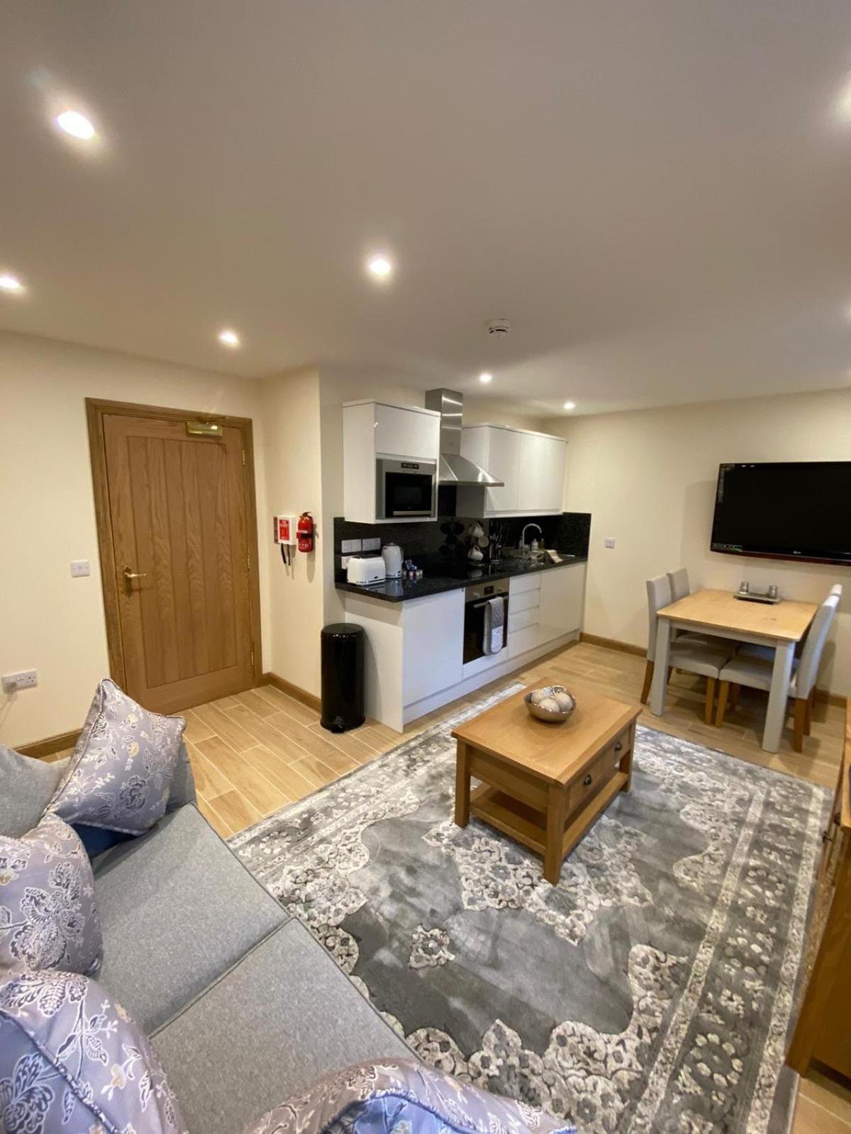 Waverley Inn Holiday Apartments Inverness Kamer foto