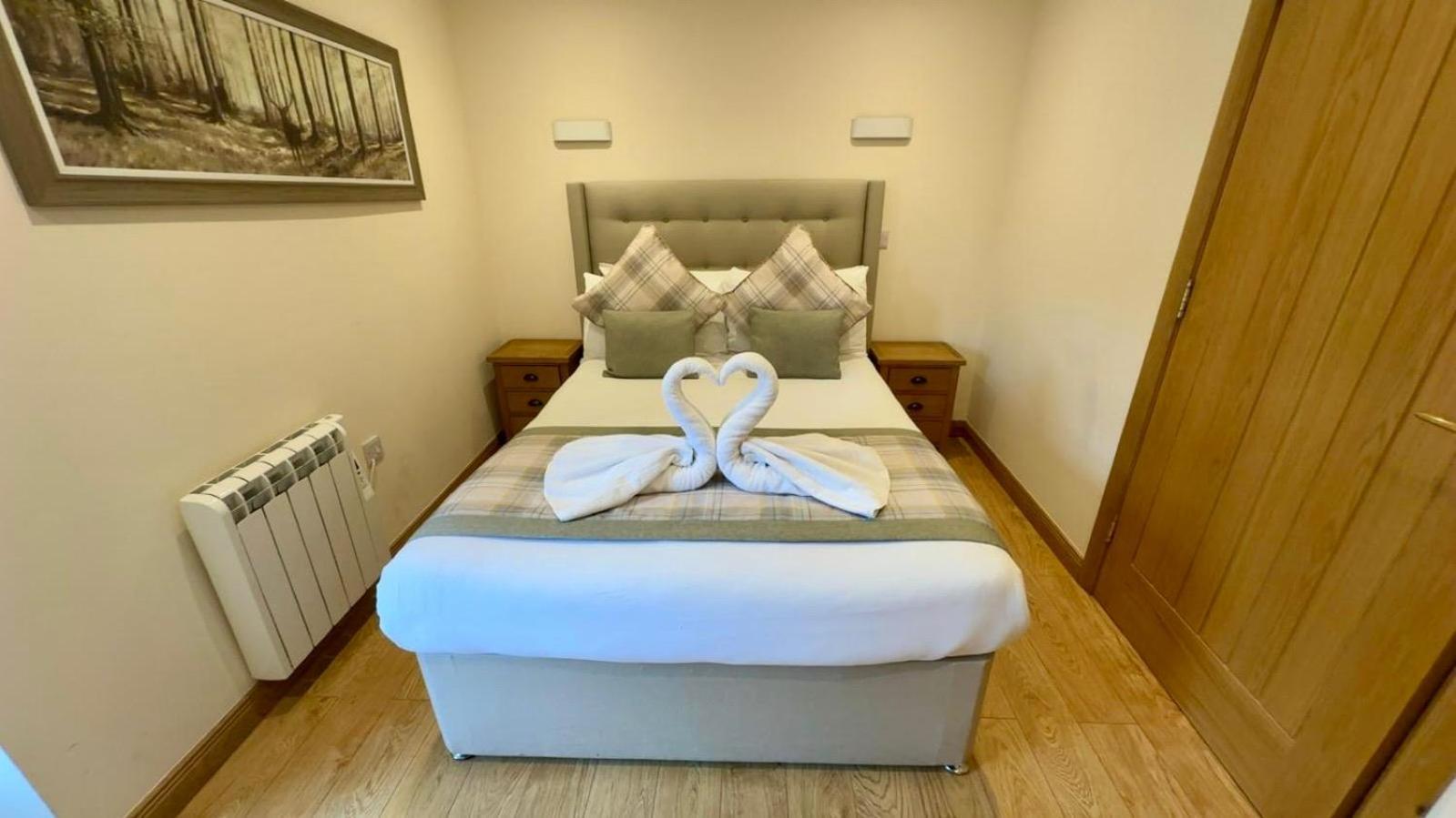 Waverley Inn Holiday Apartments Inverness Buitenkant foto
